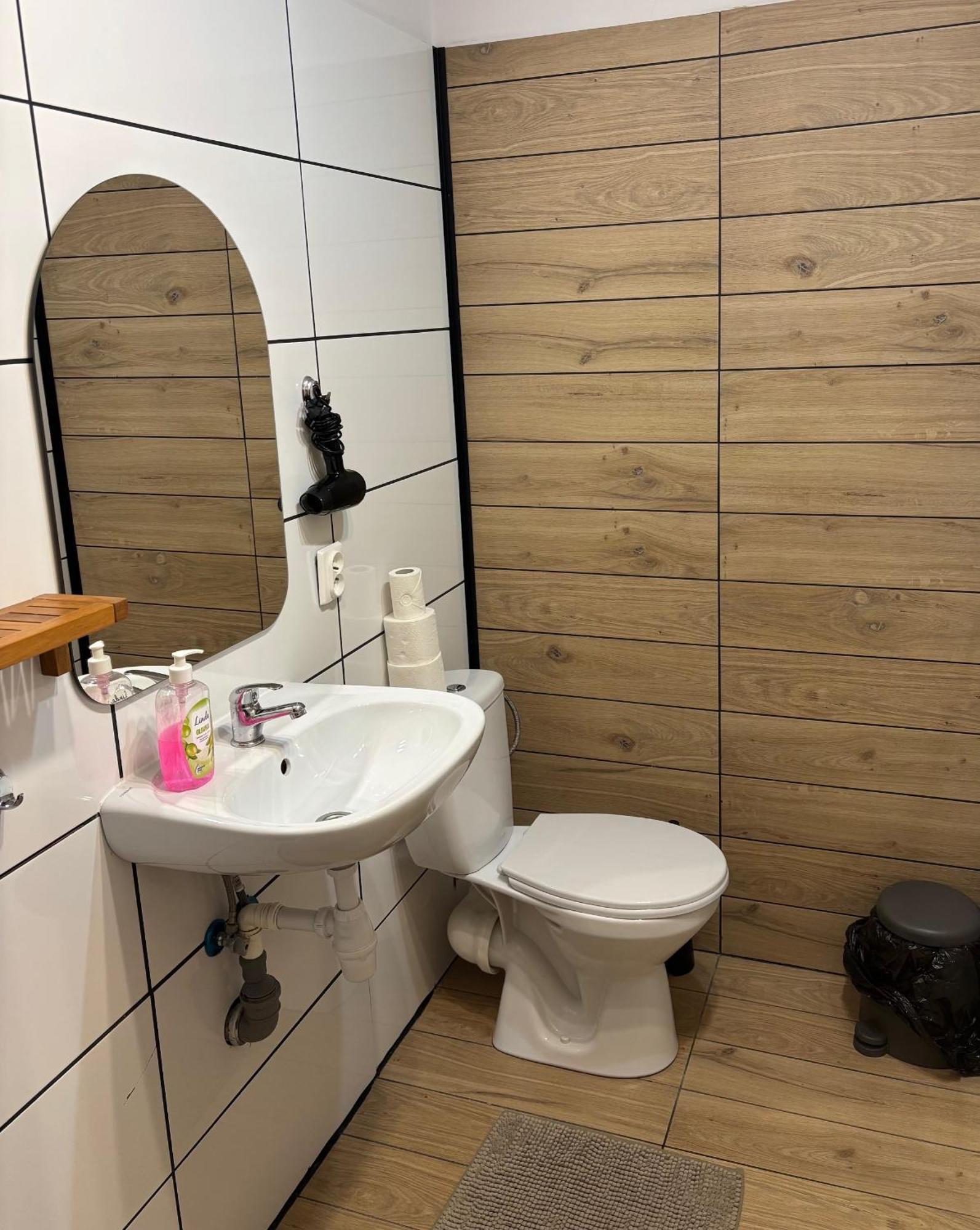 Holdek Apartamenty Pulaskiego Kattowitz Exterior foto
